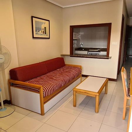 Apartamentos Elena ลาเรโด ภายนอก รูปภาพ