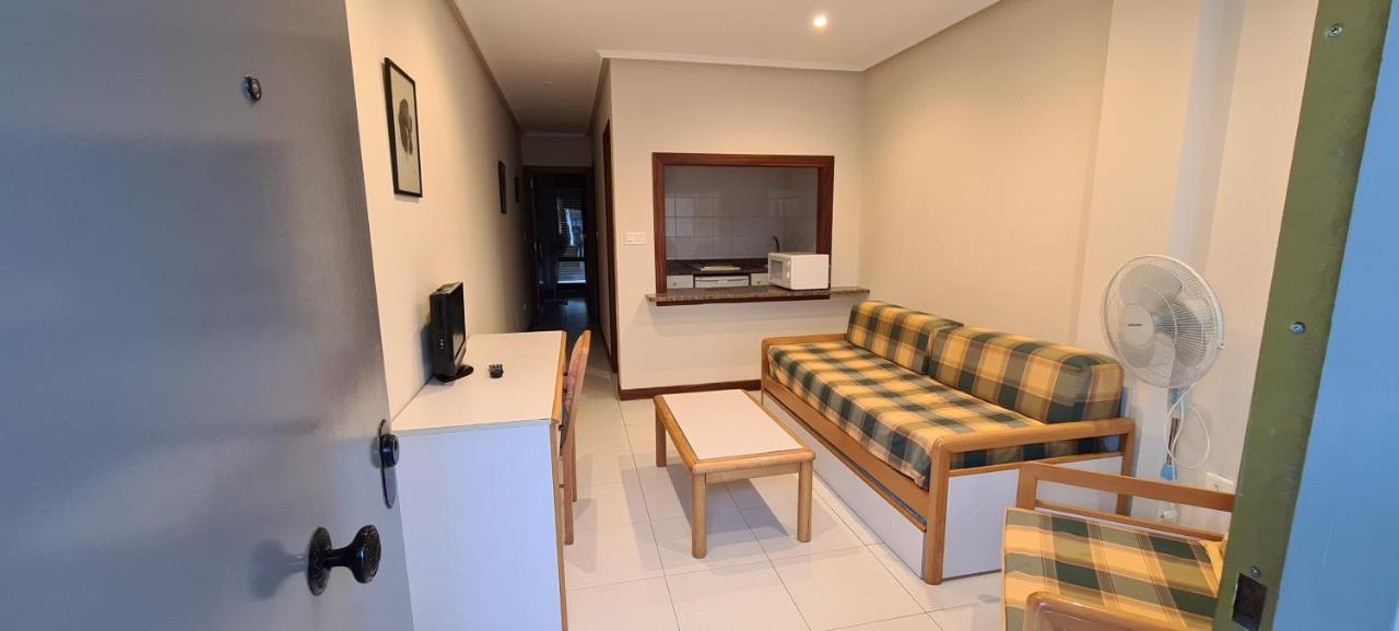 Apartamentos Elena ลาเรโด ภายนอก รูปภาพ